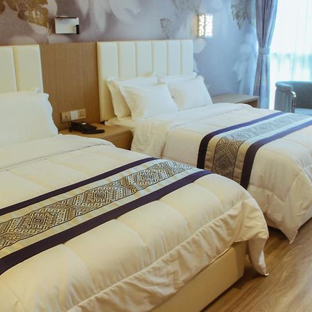 Gold Source Hotel Lima Bagian luar foto