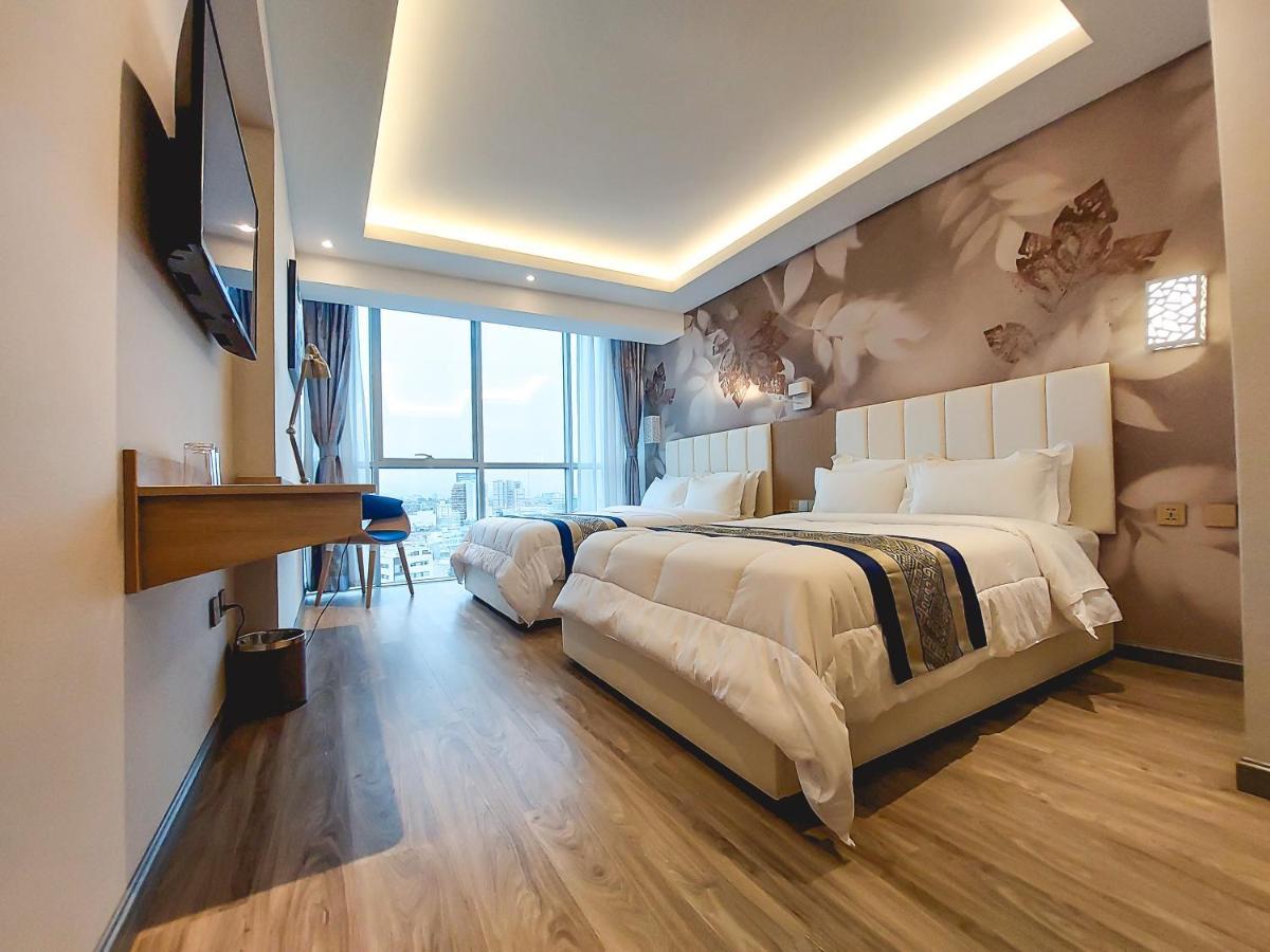 Gold Source Hotel Lima Bagian luar foto