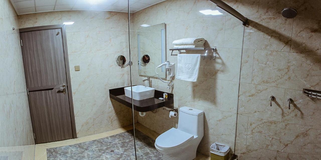 Gold Source Hotel Lima Bagian luar foto