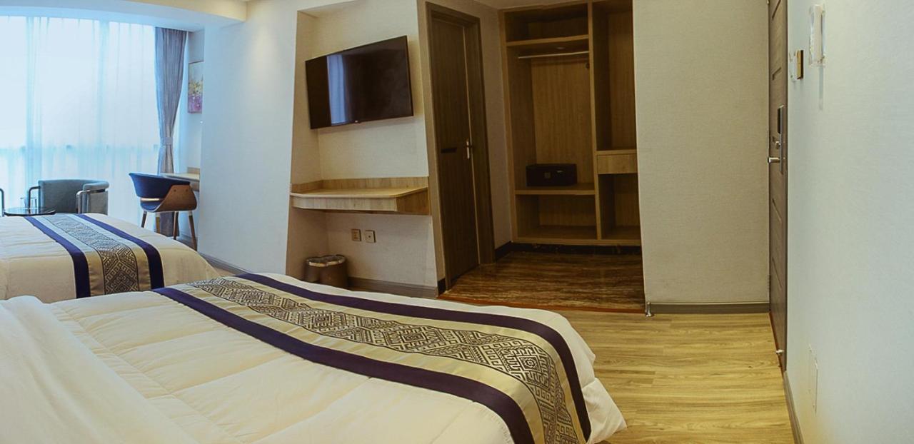 Gold Source Hotel Lima Bagian luar foto