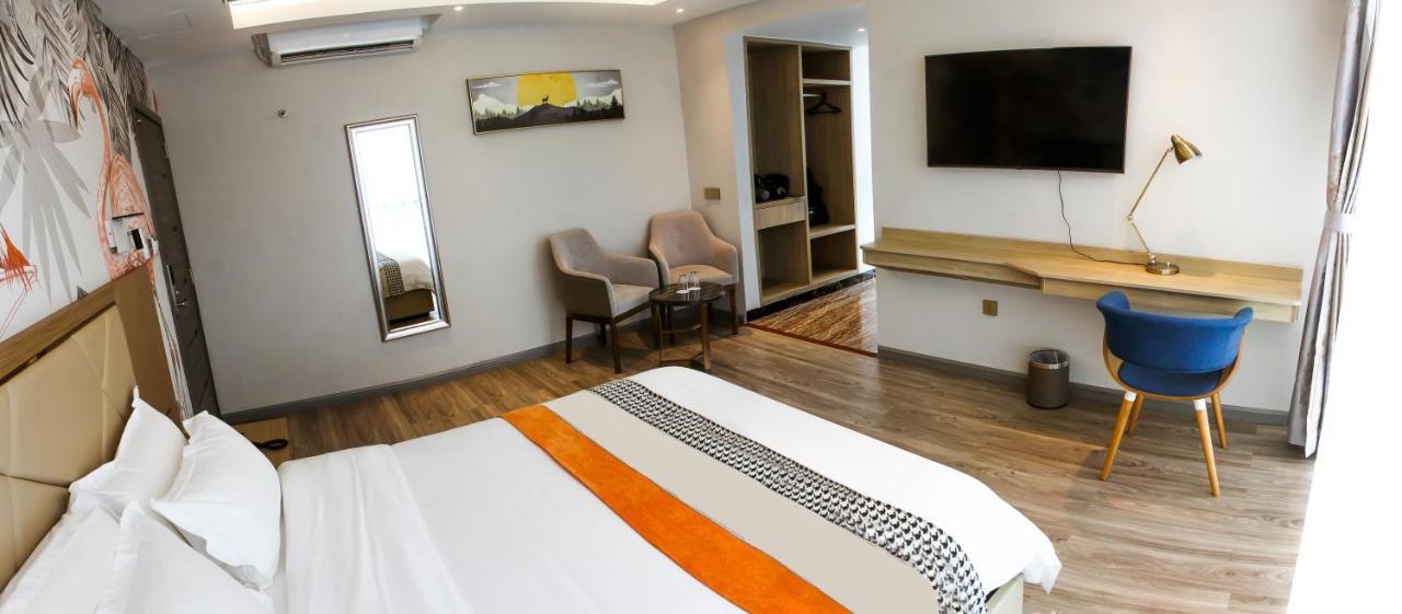 Gold Source Hotel Lima Bagian luar foto